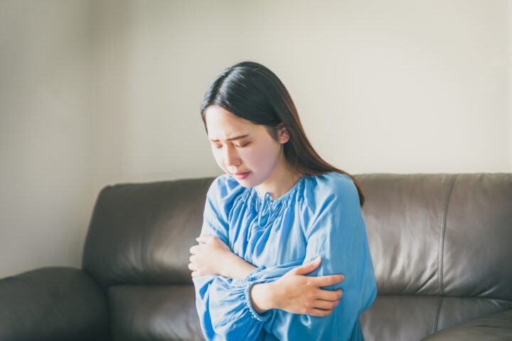 朝晩の冷えと乾燥で悪化する咳と喘息の画像