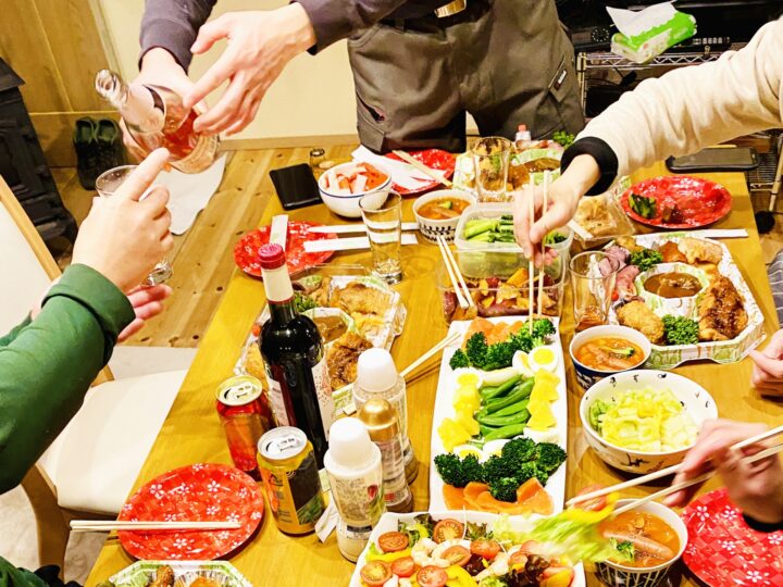 年末年始の暴飲暴食と生活習慣病の関係の画像